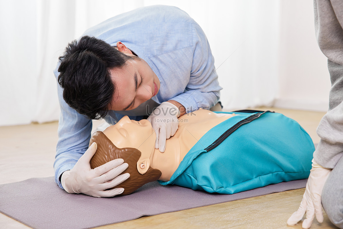 Doctor Demonstrating Artificial Respiration Picture And Hd Photos