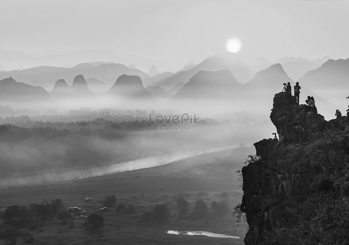 Fogging Lijiang River Picture And HD Photos | Free Download On Lovepik