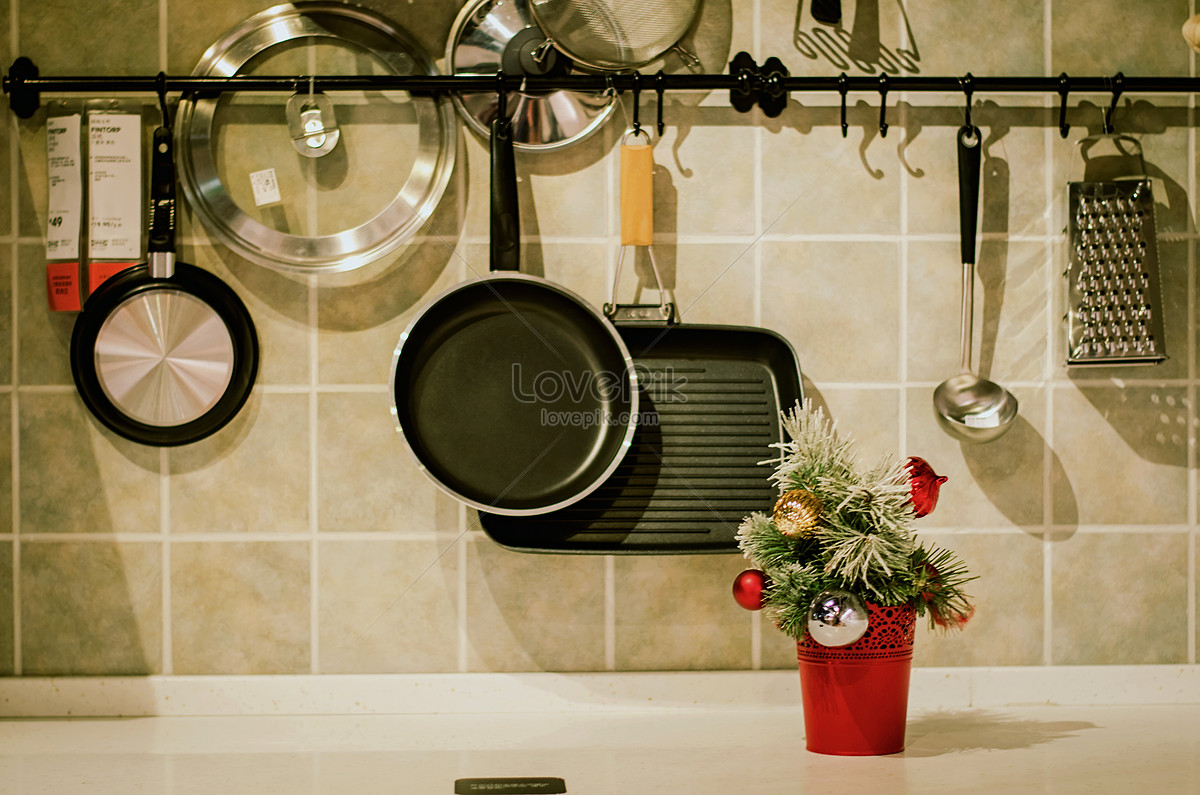 10 Essential Kitchen Tools for Beginner Cooks, kitchenware HD wallpaper |  Pxfuel