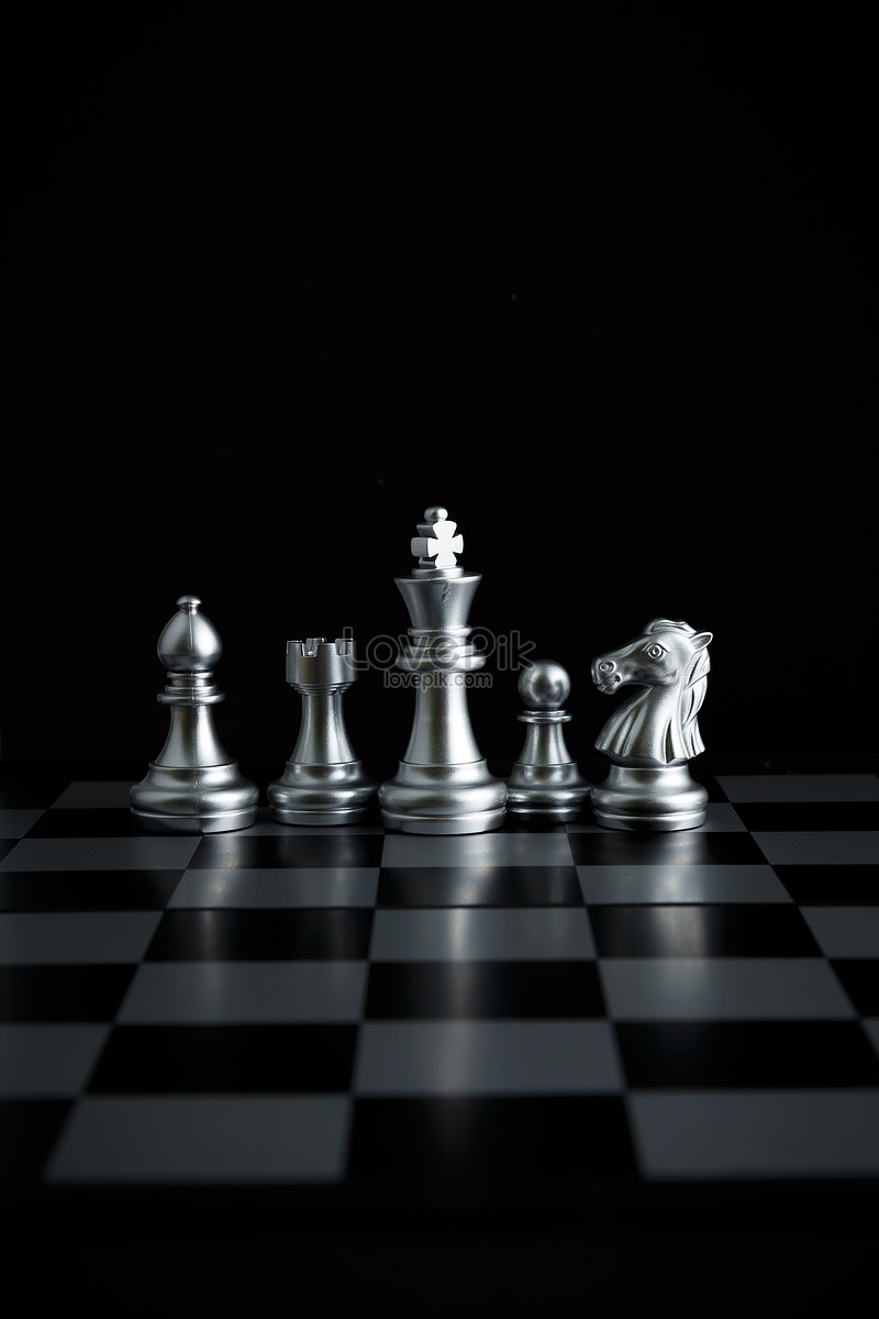 Download wallpapers 3d chess, silver metal chess, chessboard