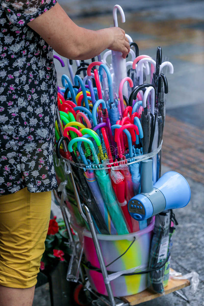 An Umbrella In Summer Picture And HD Photos | Free Download On Lovepik