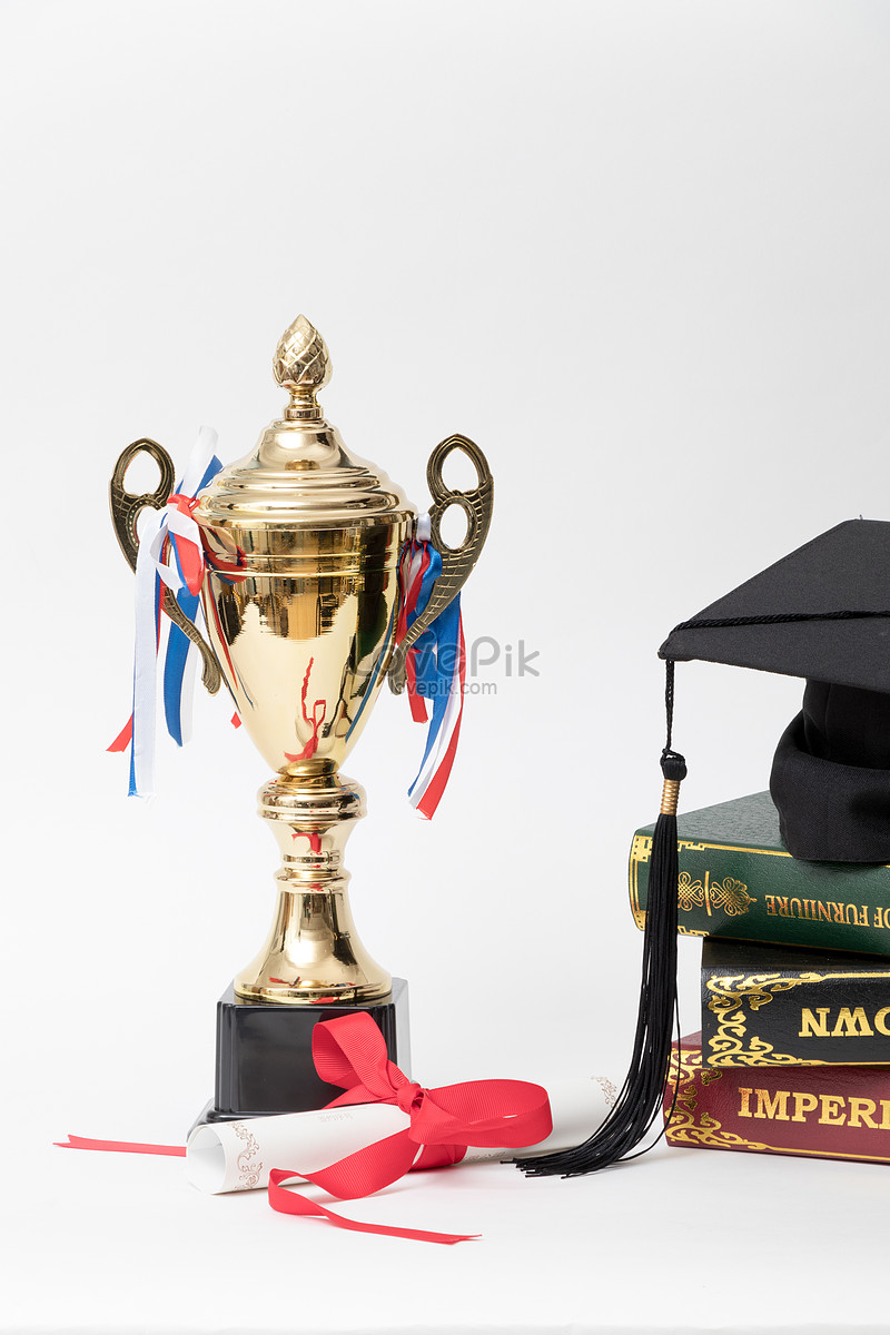 Bachelors Cap And Champion Cup Combination Photography Picture And HD ...