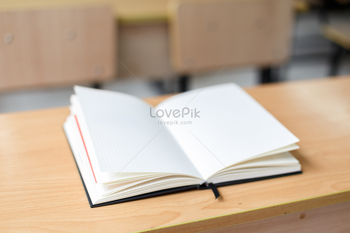 Книги на столе изображение_Фото номер 500398393_JPG Формат  изображения_ru.lovepik.com