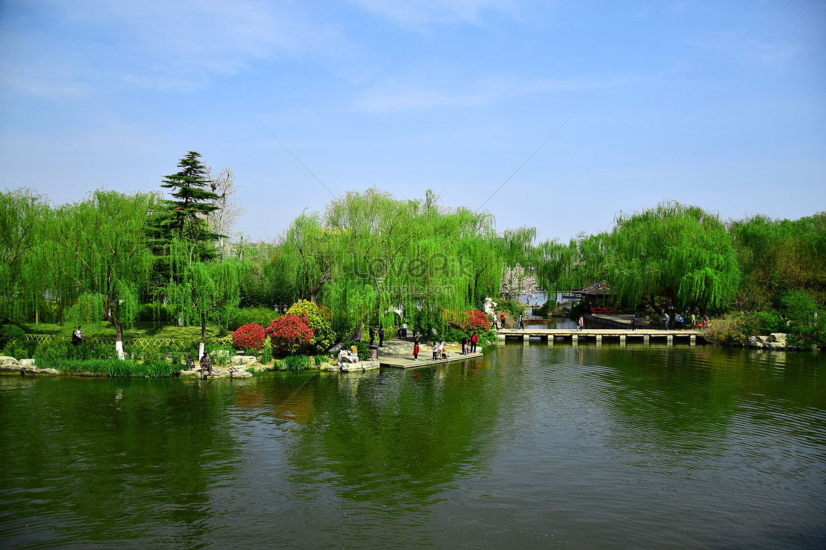 Jinan Daming Lake Scenic Area Picture And HD Photos | Free Download On ...