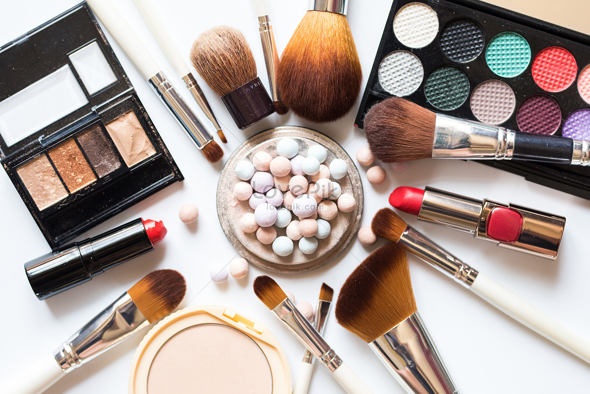 12 Best (Cosmetics) Makeup Brands In India 2022