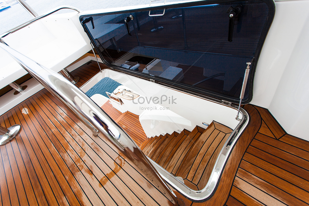 Luxury yacht, yacht deck, sea boat, sea travel HD Photo
