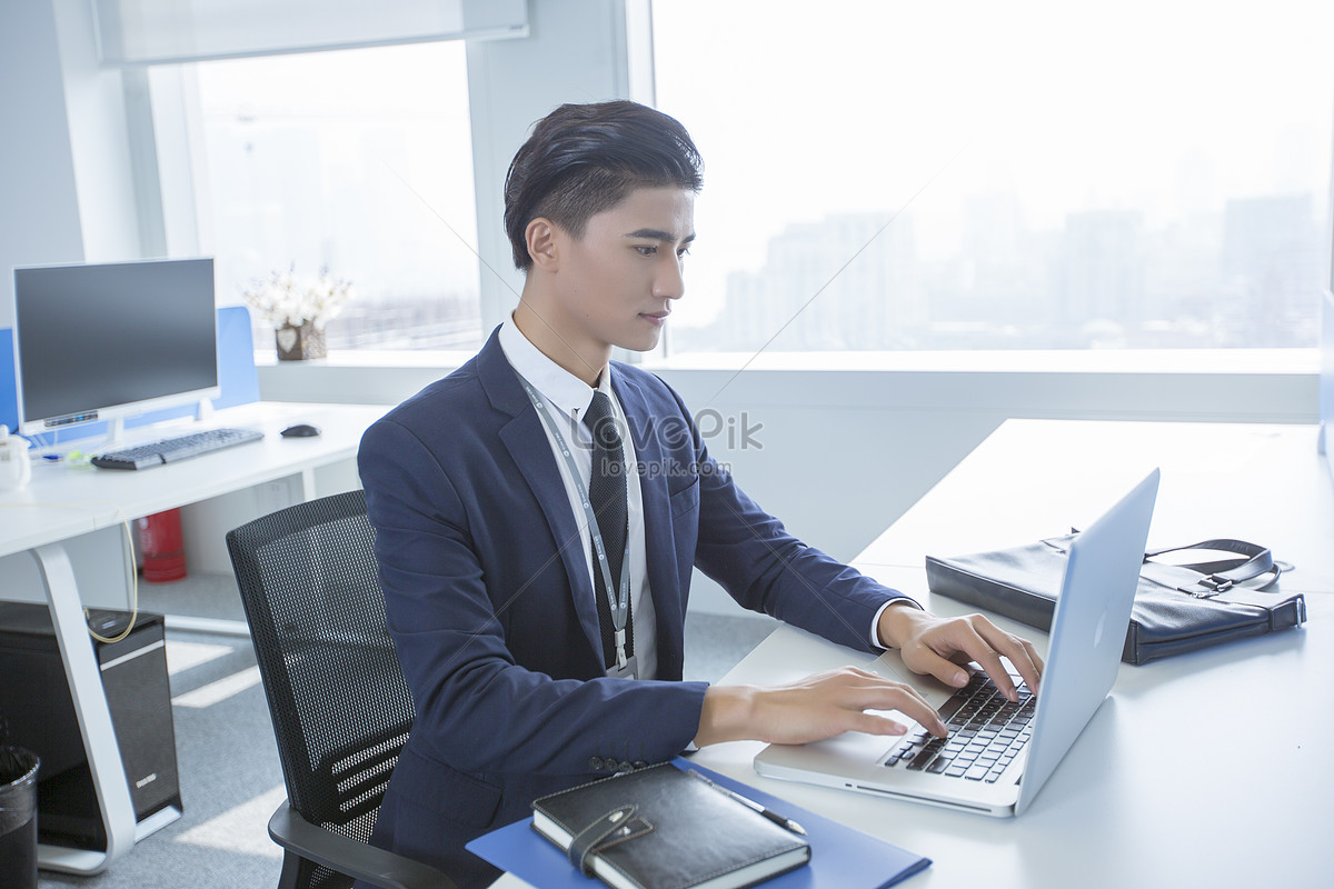 Business Men Work In The Office Picture And HD Photos | Free Download ...