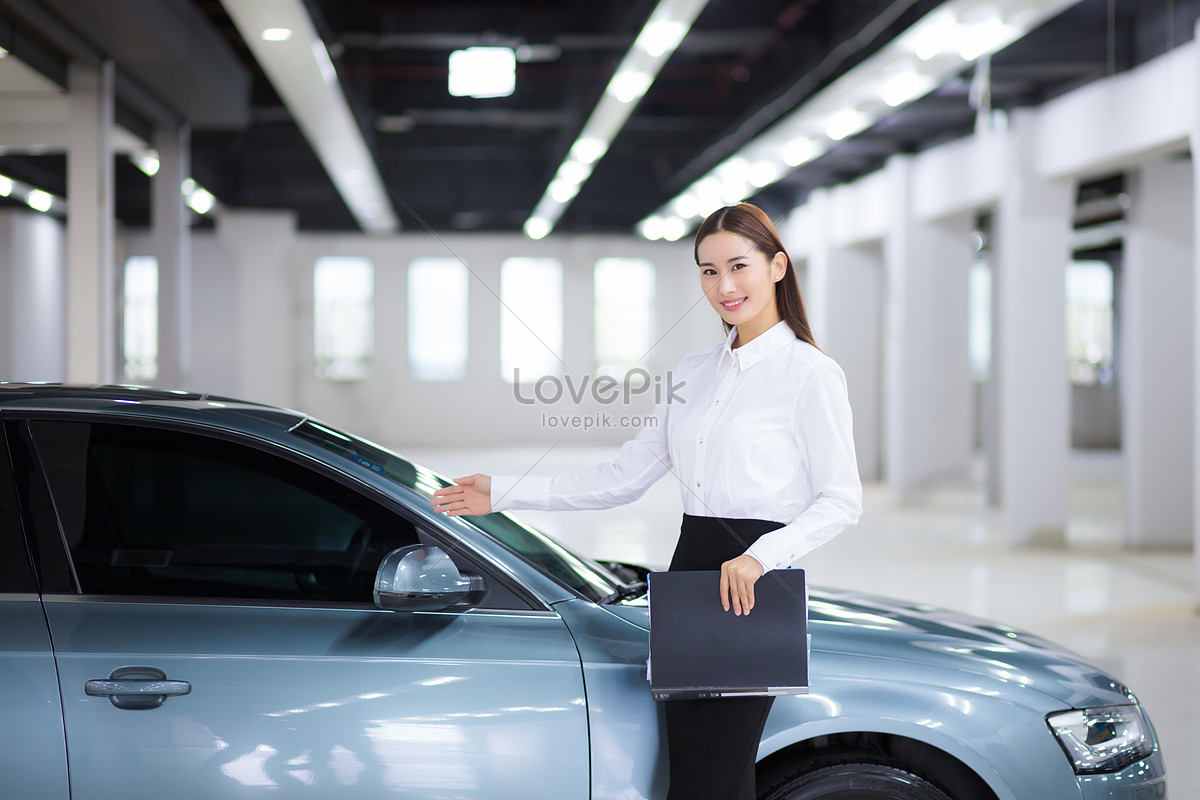 Car Sales Business Women Picture And HD Photos | Free Download On Lovepik