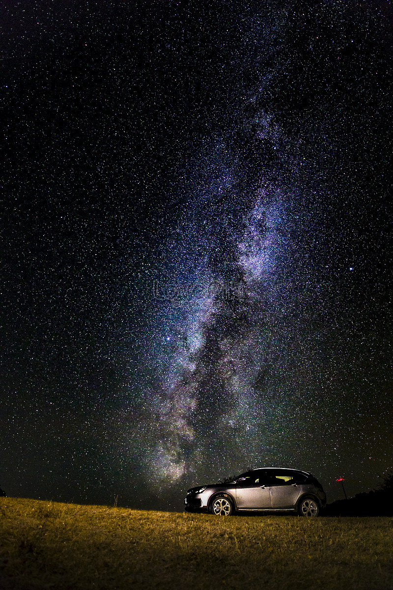 The Milky Way, captured using my phone, on top of my car, on the side of a  highway. : r/space