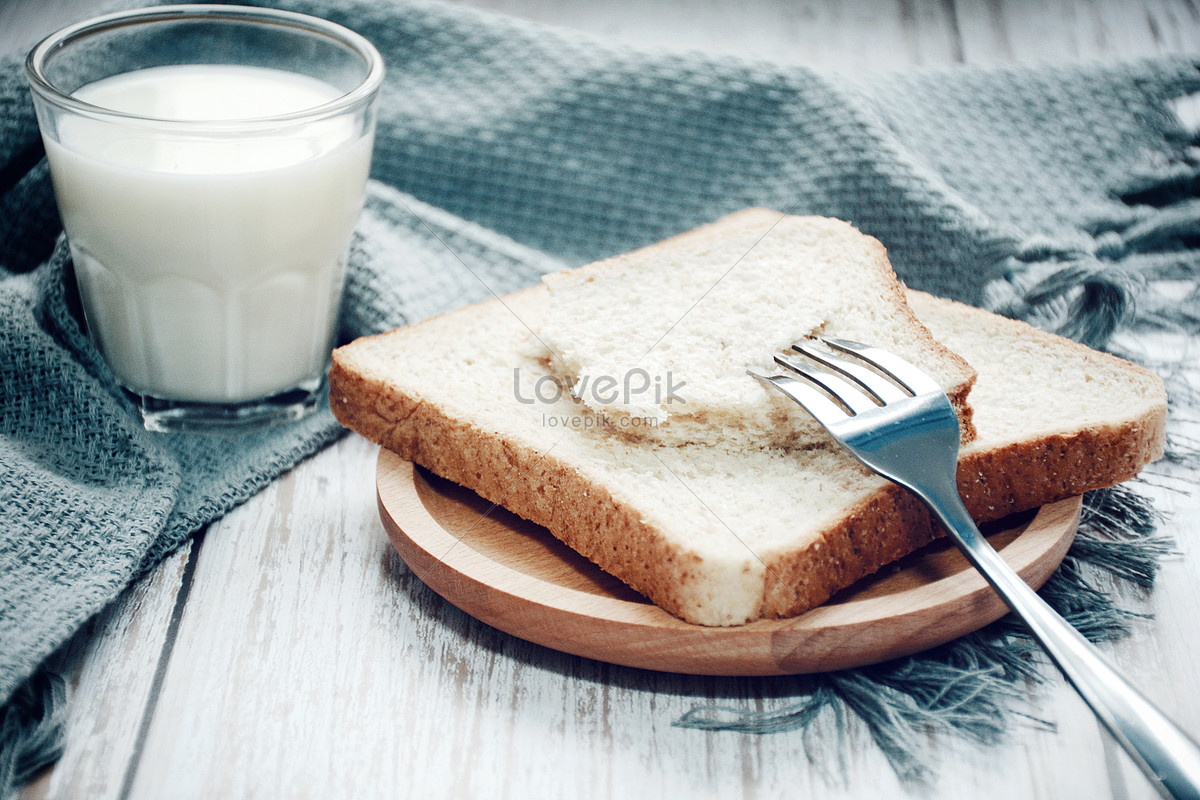 Sữa bánh mì kích thích vị giác và tạo cảm giác nhẹ nhàng cho bữa sáng. Hãy cùng chiêm ngưỡng những bức ảnh đầy màu sắc và lấp lánh này và cảm nhận hương vị sữa bánh mì ngon lành như thật. Đảm bảo bạn sẽ không thể rời mắt khỏi những hình ảnh tuyệt đẹp này!