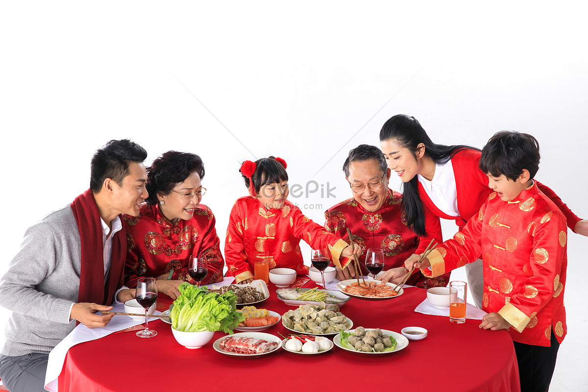 Chinese New Year Family Traditions