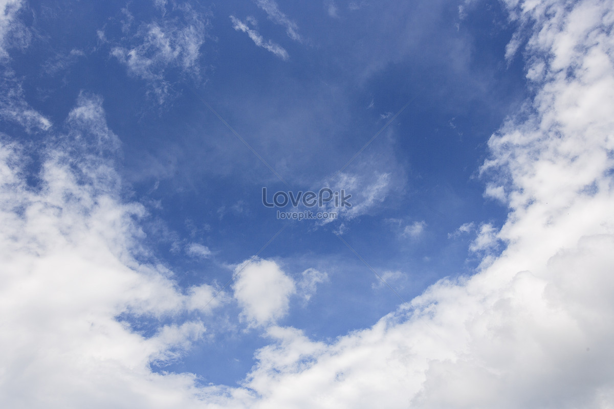 Simple Background Of Sky White Clouds Picture And HD Photos | Free Download  On Lovepik