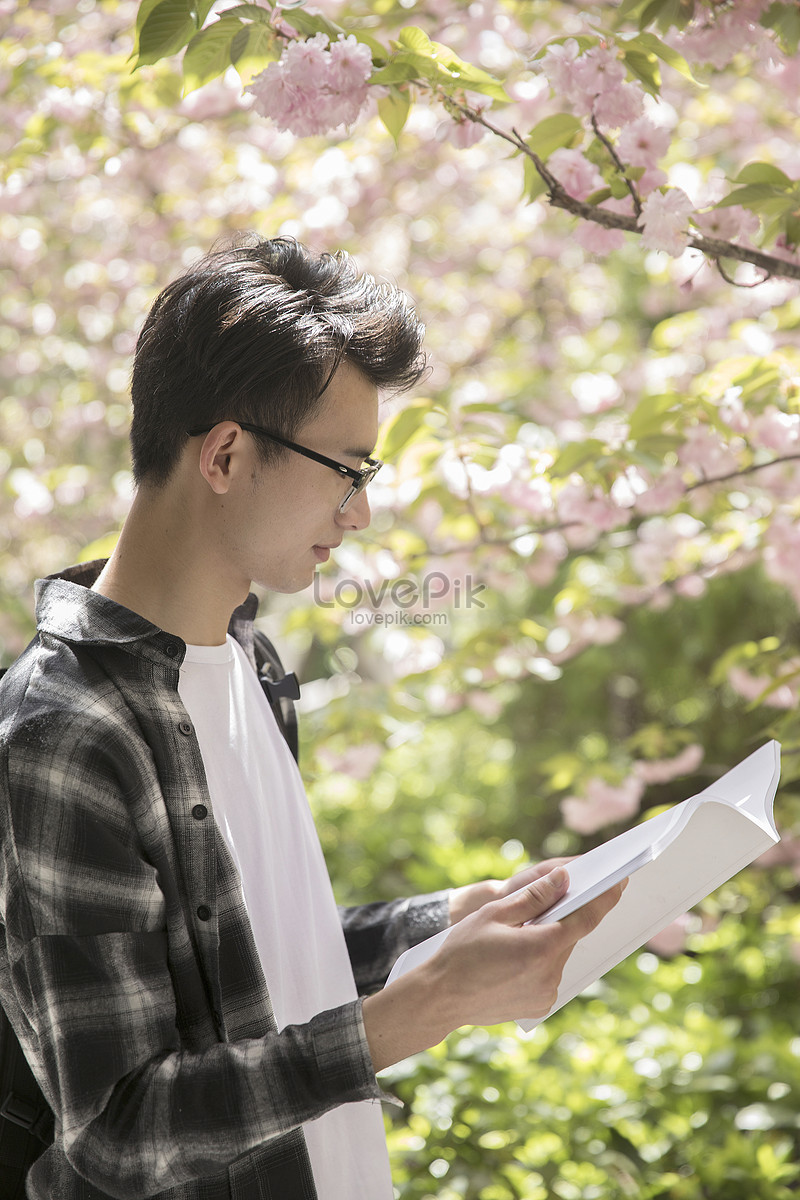 Reading carefully. Reading be careful with Cameras.