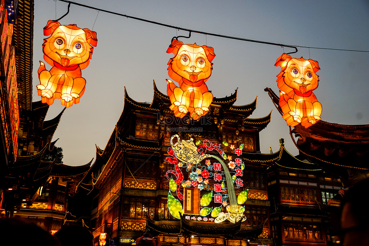 上海豫园城隍庙春节夜景摄影图高清摄影大图-千库网