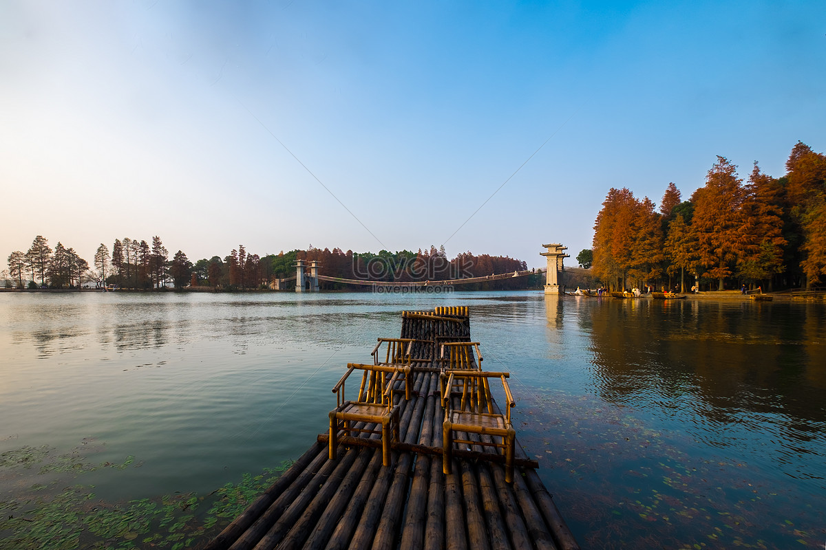 East lake. Why visit Wuhan's Lakes?.