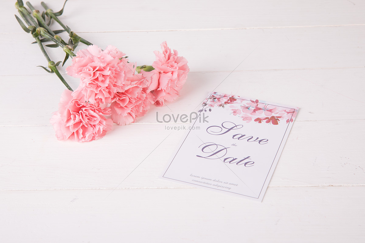 Carnations And Cards Picture And HD Photos | Free Download On Lovepik