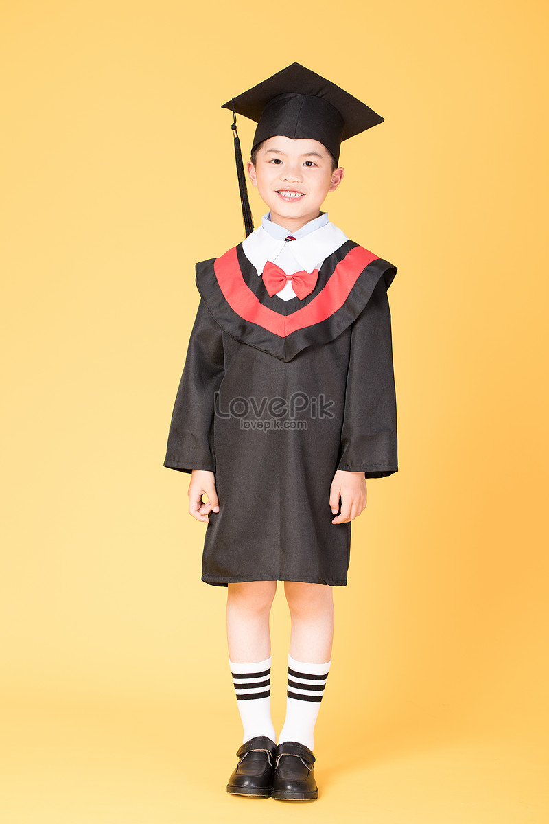 Graduation Gown & Hat Set | Collage & Craft | CleverPatch - Art & Craft  Supplies
