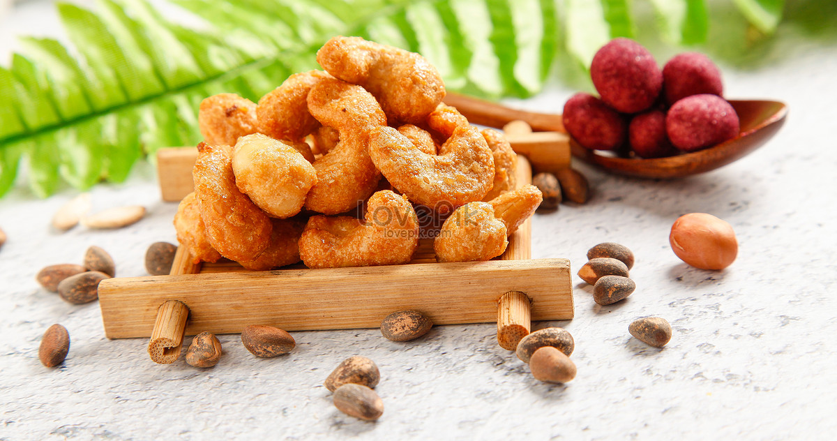 These 2-Ingredient Cashews Are the Best Snacks | Bon Appétit