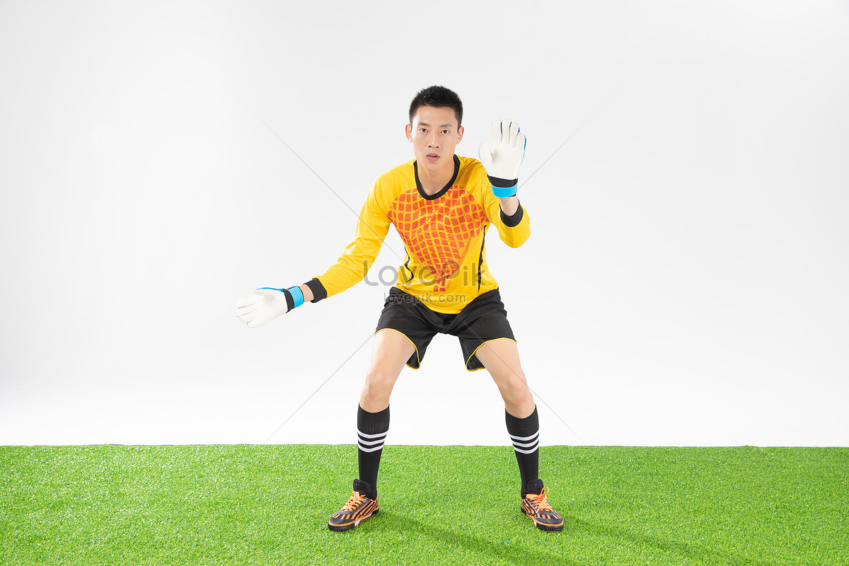 Football Goalkeeper Picture And HD Photos | Free Download On Lovepik