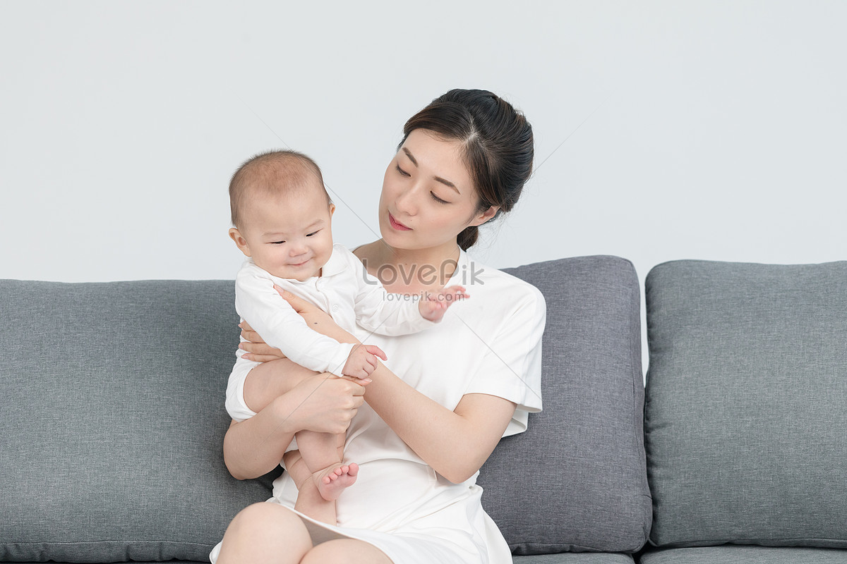 Maternal And Infant Maternal Love Picture And HD Photos | Free Download ...