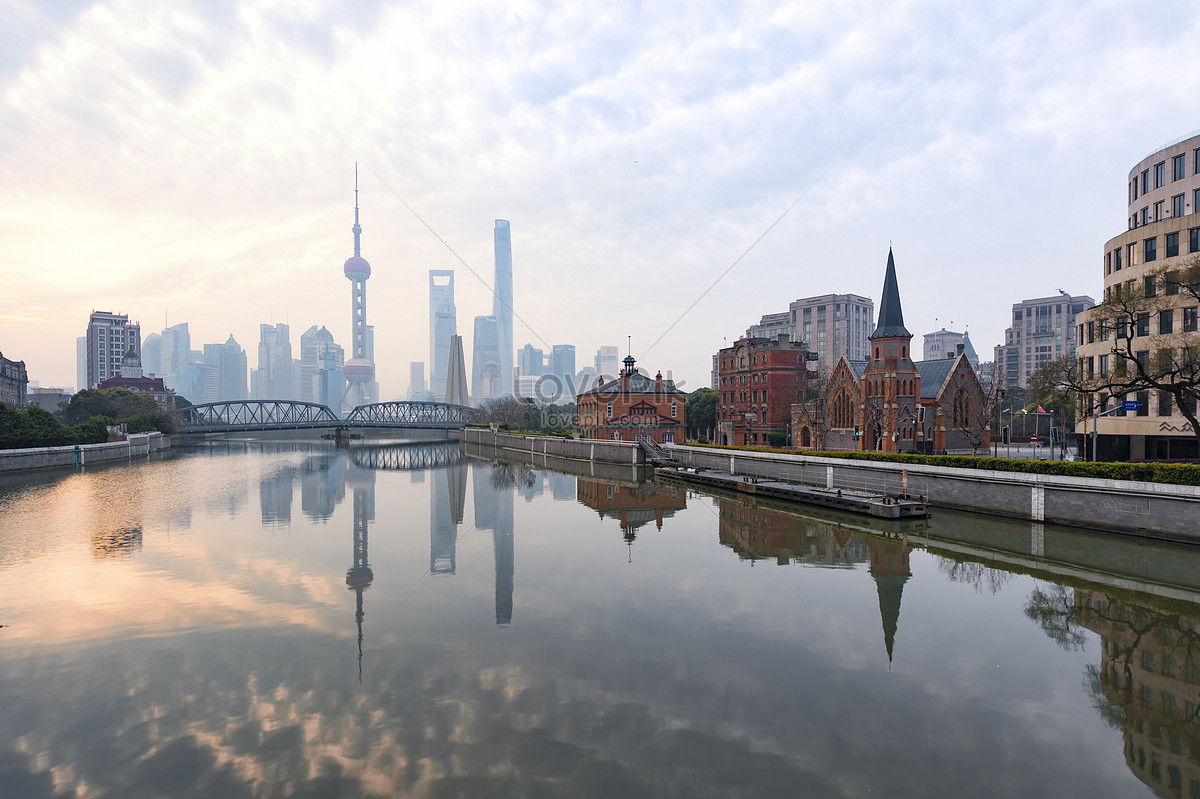 Shanghai Bund Picture And HD Photos | Free Download On Lovepik