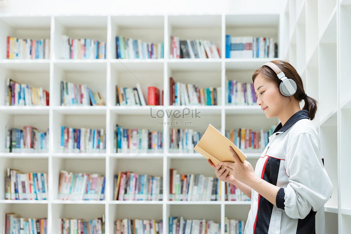 The High School Library Listens To The Music Picture And HD Photos ...