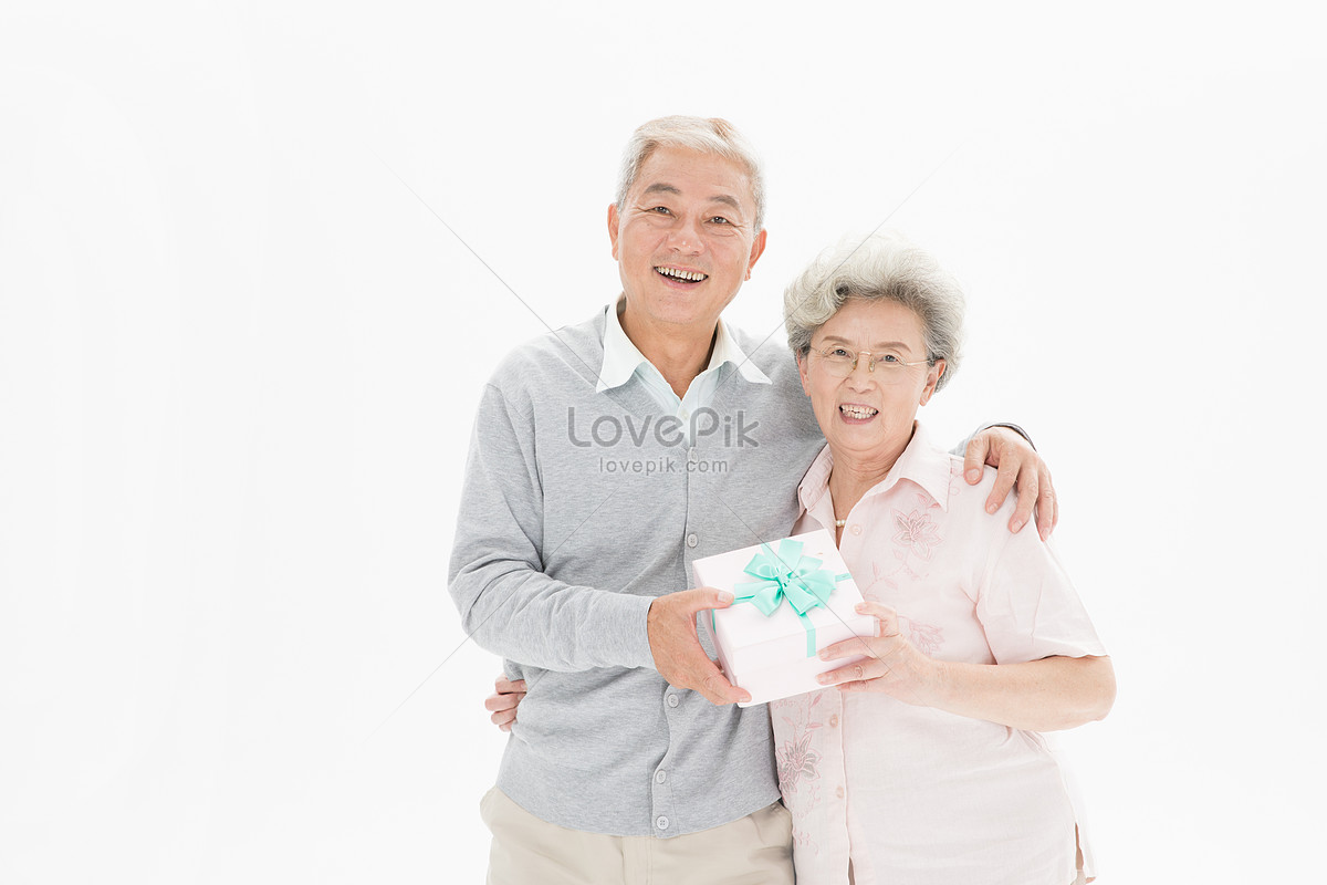 Love is Supporting Each Other in Old Age Couple Coffee Mug-funny  Valentine's Day Gift-funny Couple Gift Mug-naughty Valentine Gifts for Wife  - Etsy Sweden
