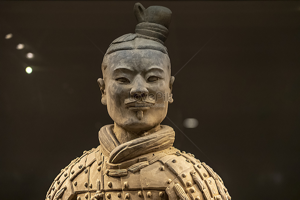 Close Up Of Terracotta Warriors And Horses Of Qinshihuang In Xia ...