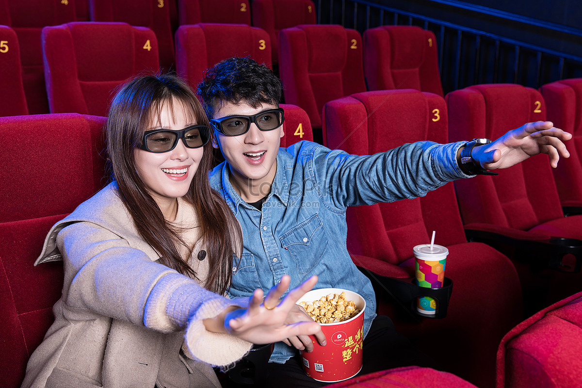 Couples Watching Movies Picture And HD Photos Free Download On Lovepik