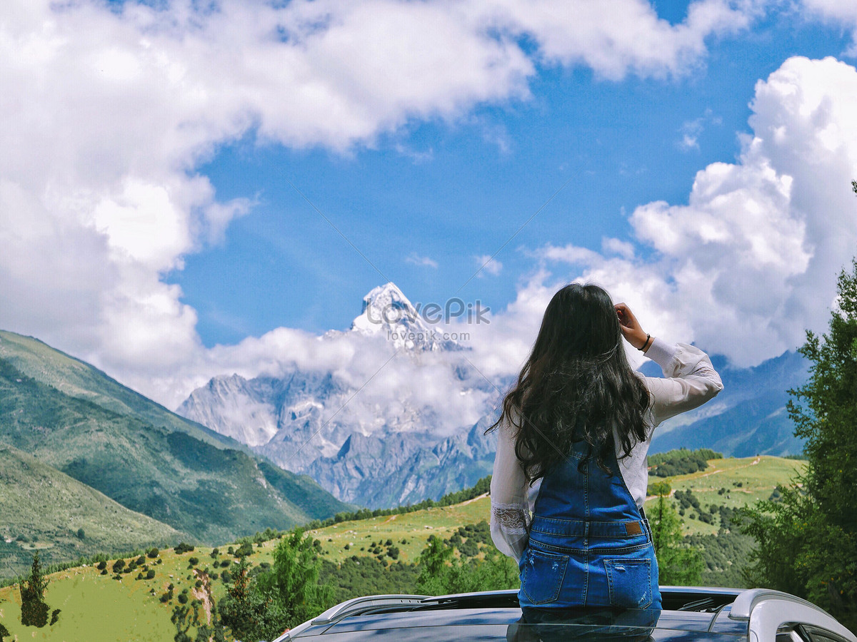 Mountain Sunset Photoshoot Ideas | Photography poses women, Teen photography  poses, Fashion photography poses