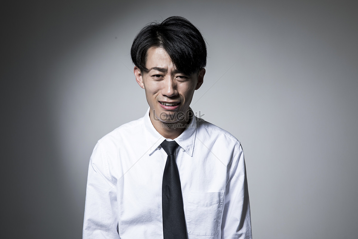 Professional Male Weeping Picture And HD Photos | Free Download On Lovepik