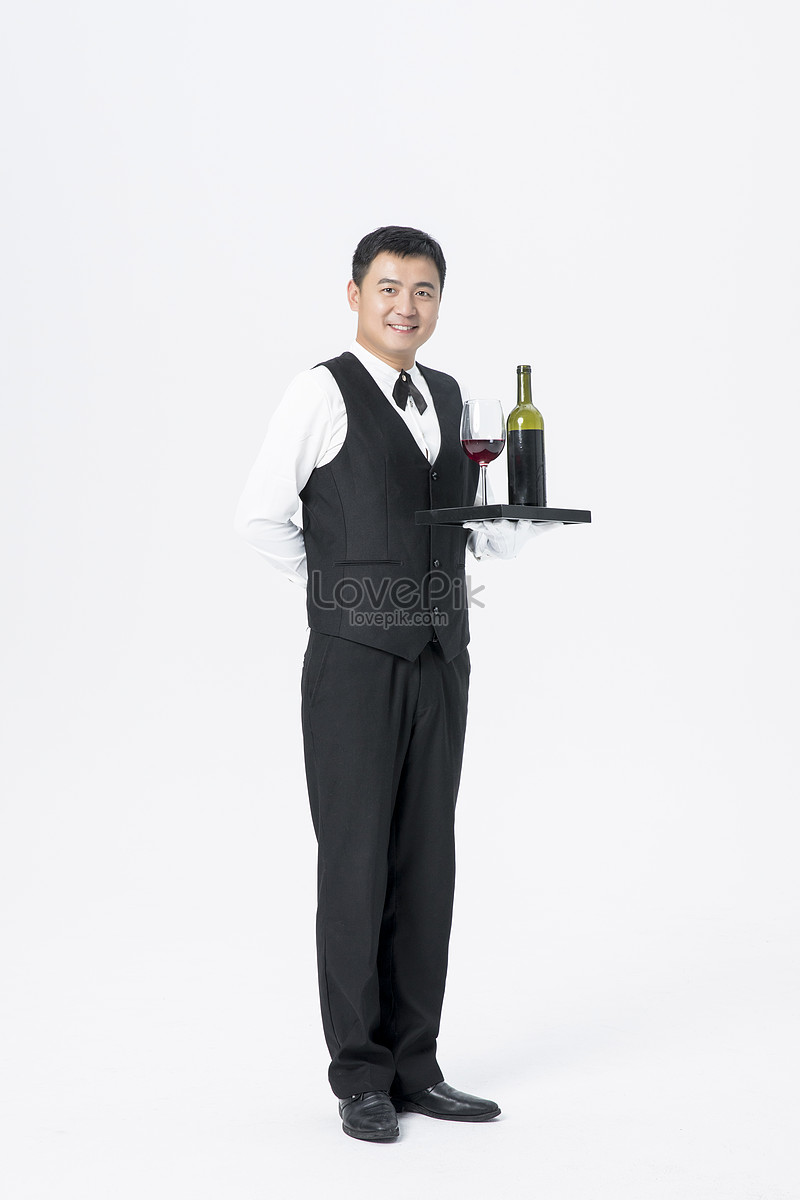 Вино Garson's. Red Wine delivery waiter. Мужчина без вкуса