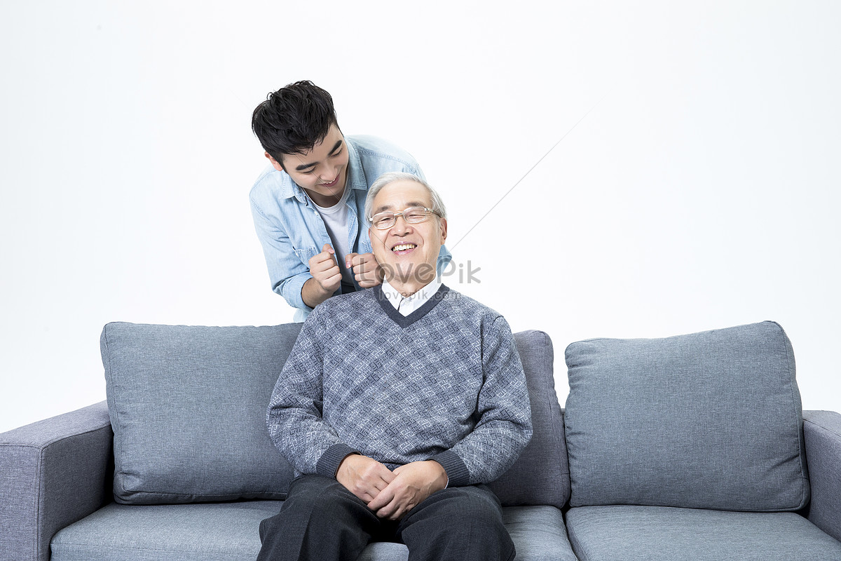 Respect And Care For The Elderly To Help Massage Picture And Hd Photos