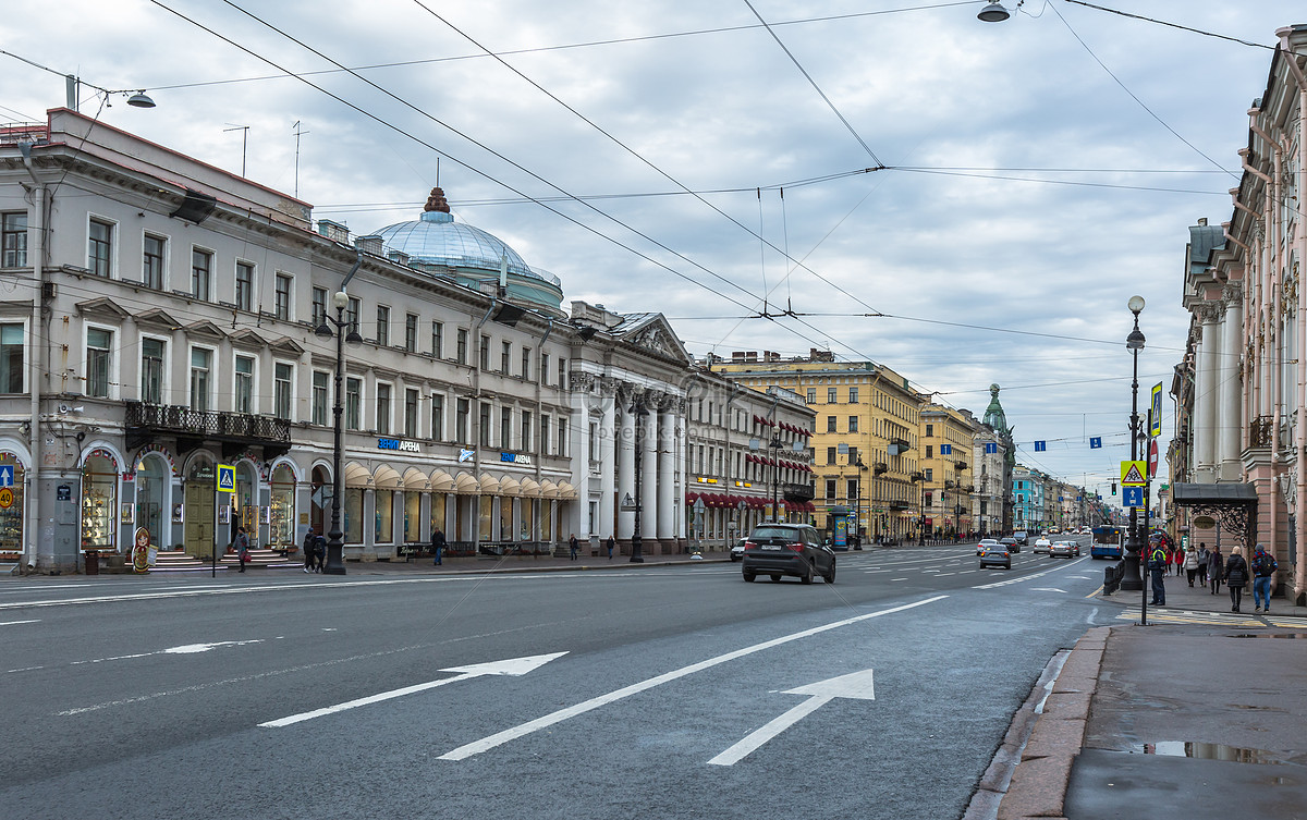 Street View Of Neva Street In St Petersburg Picture And HD Photos ...