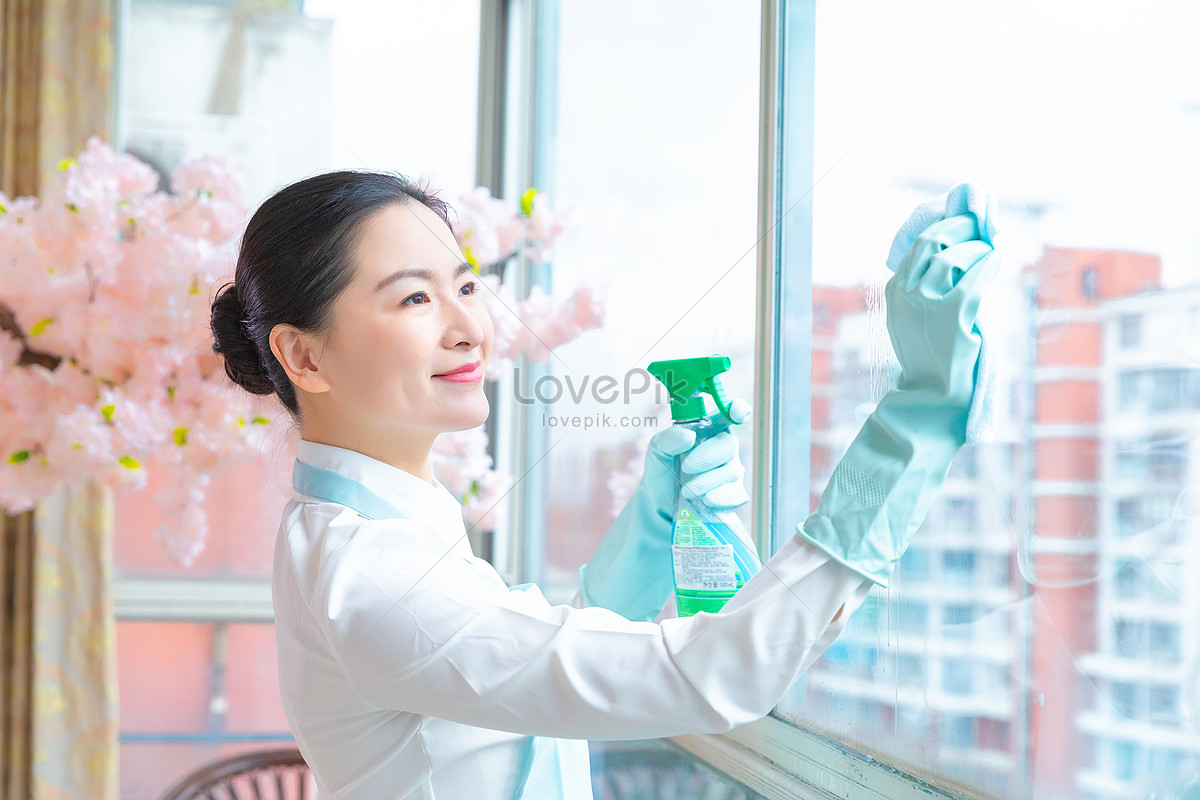 Cleaning windows 10