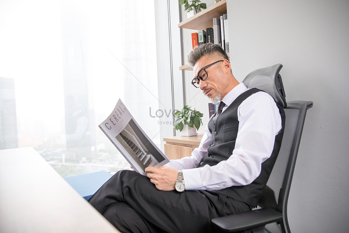 Business Men Reading Books Picture And HD Photos | Free Download On Lovepik