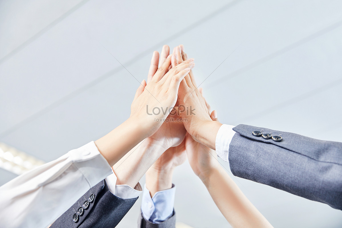 High Five Cooperative Men And Women Illustration Clapping PNG