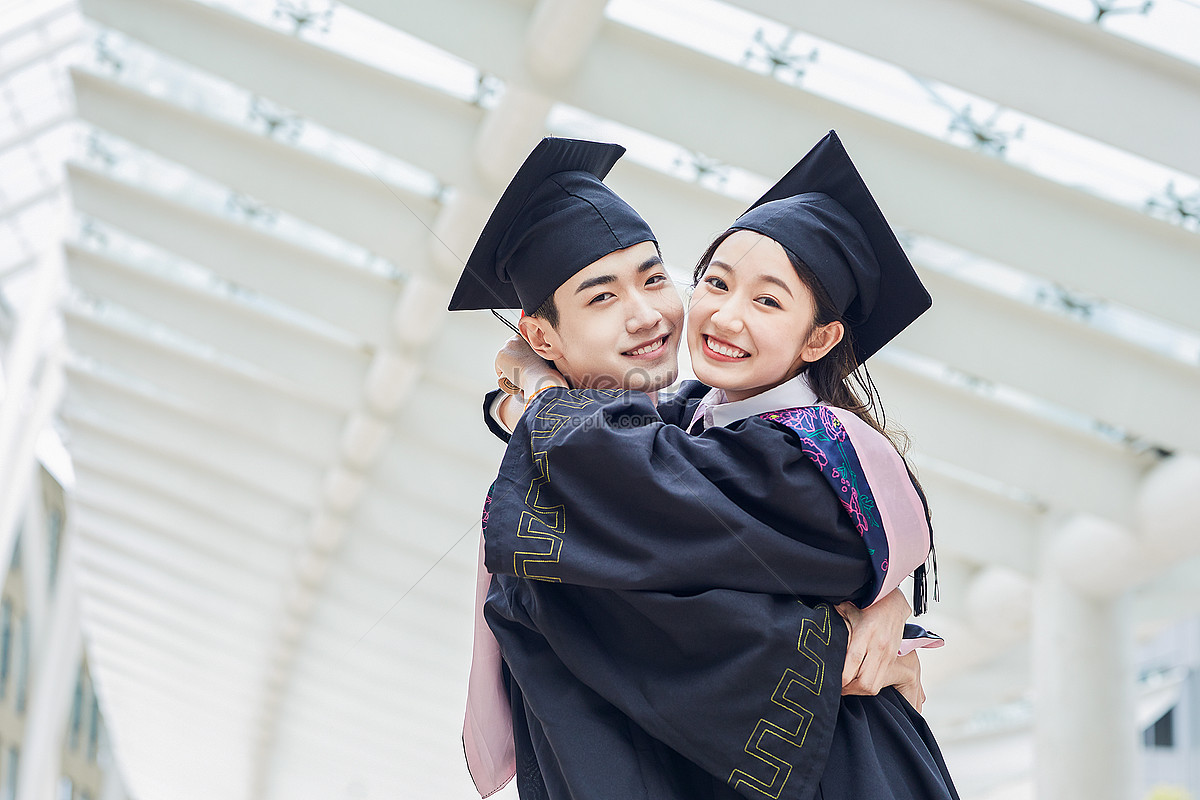 College Graduates Hug Farewell Picture And HD Photos | Free Download On ...
