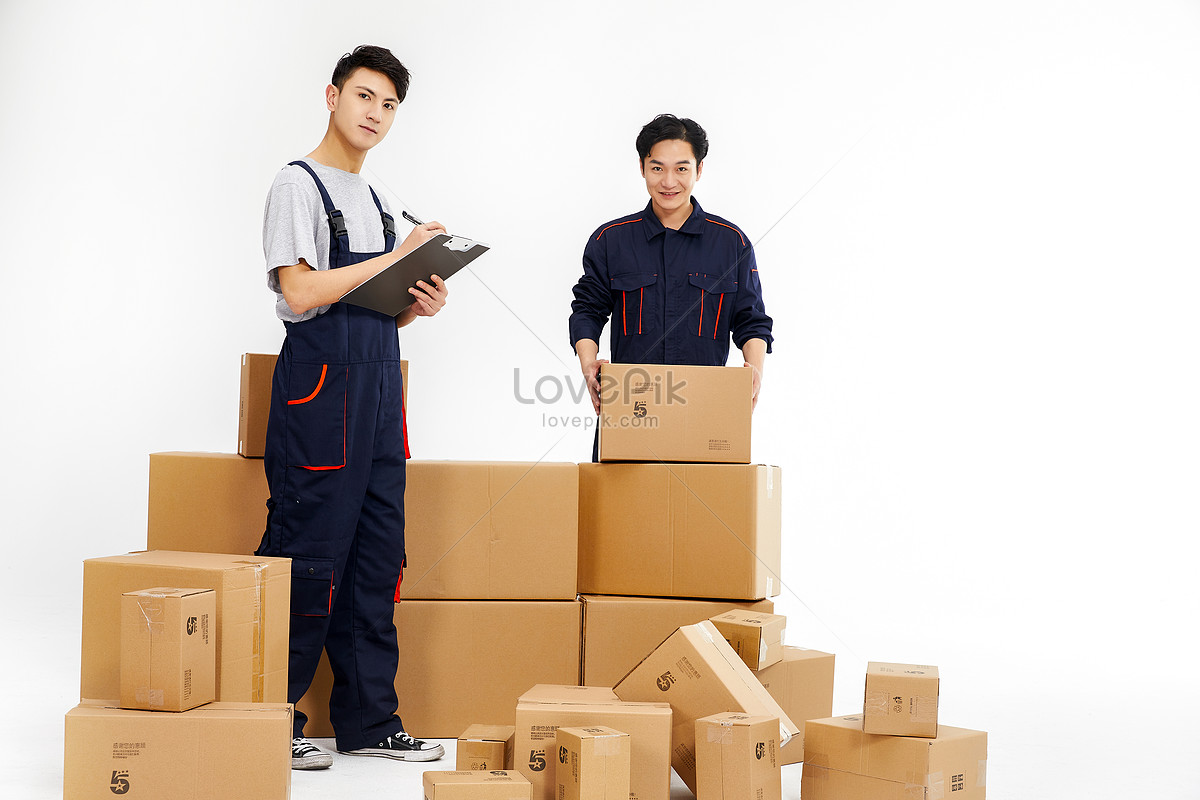 Delivery agents. Курьер фото прикольные. Courier picture 3x4. Старший курьер Деливери обязанности. Ранобэ картинки доставщик курьер.