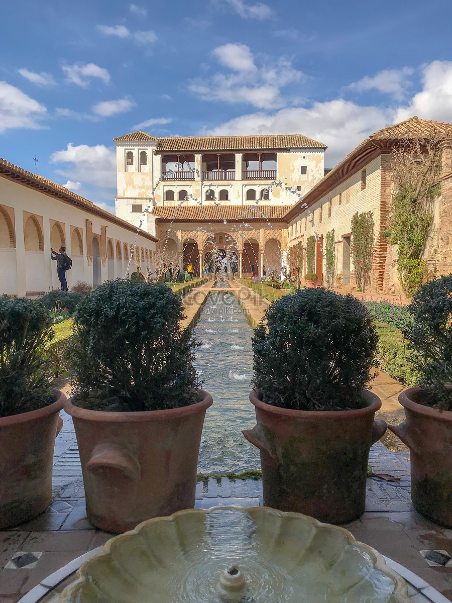 Famous Palace Of The Alhambra In Spain Picture And Hd Photos 