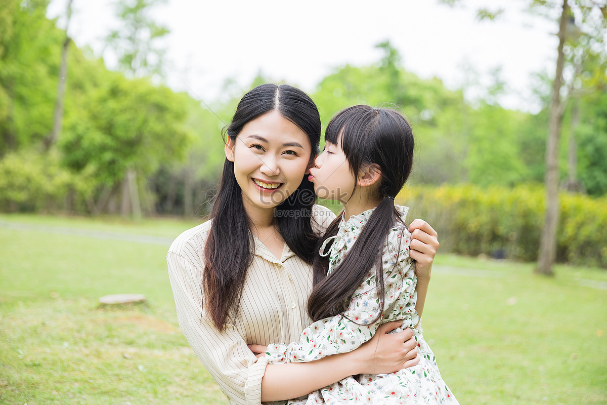 Японское жена и дочь. My beloved daughter.