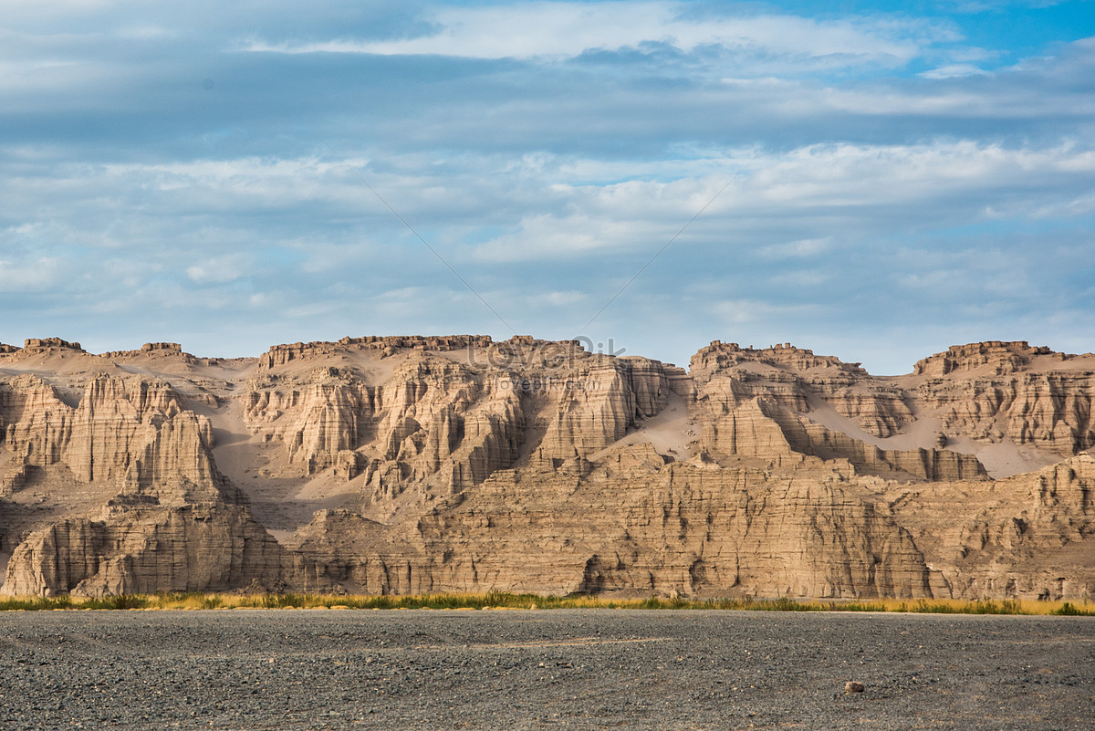 Yadan Paisaje Y Paisaje Al Lado Foto | Descarga Gratuita HD Imagen de ...