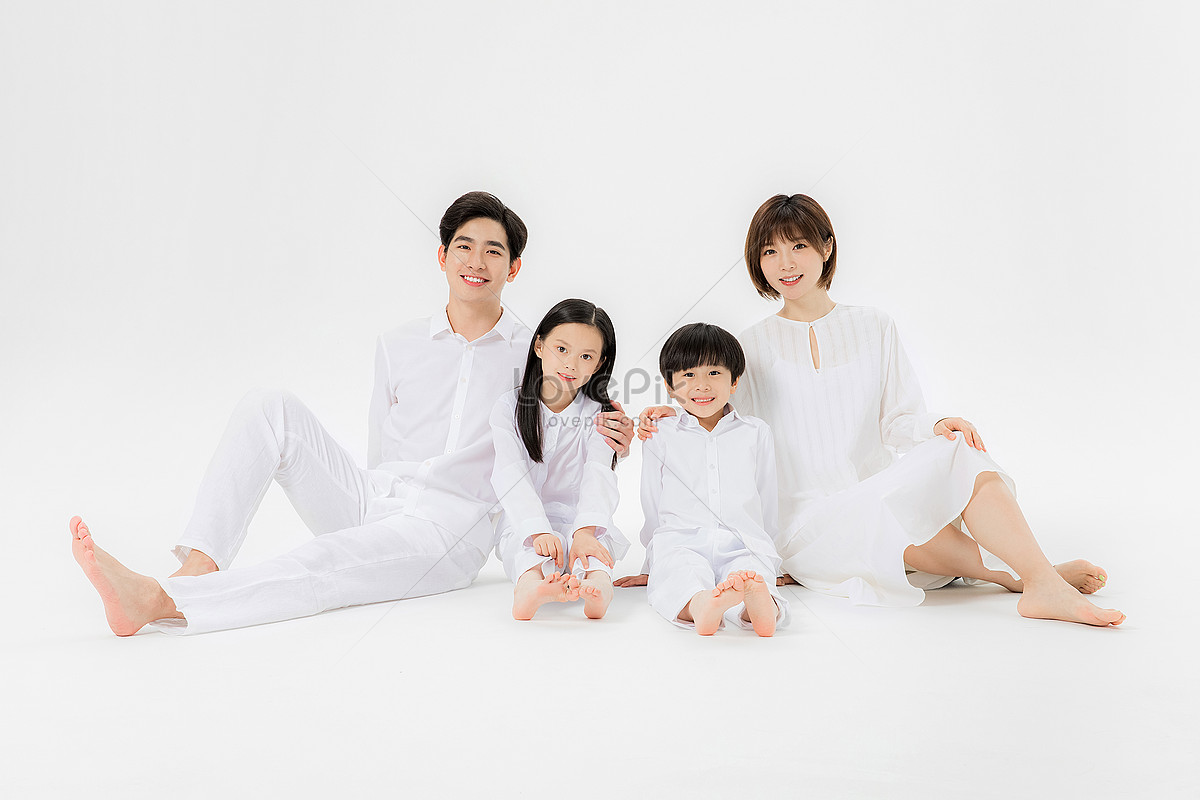 4 인 가족 사진 무료 다운로드 - Lovepik