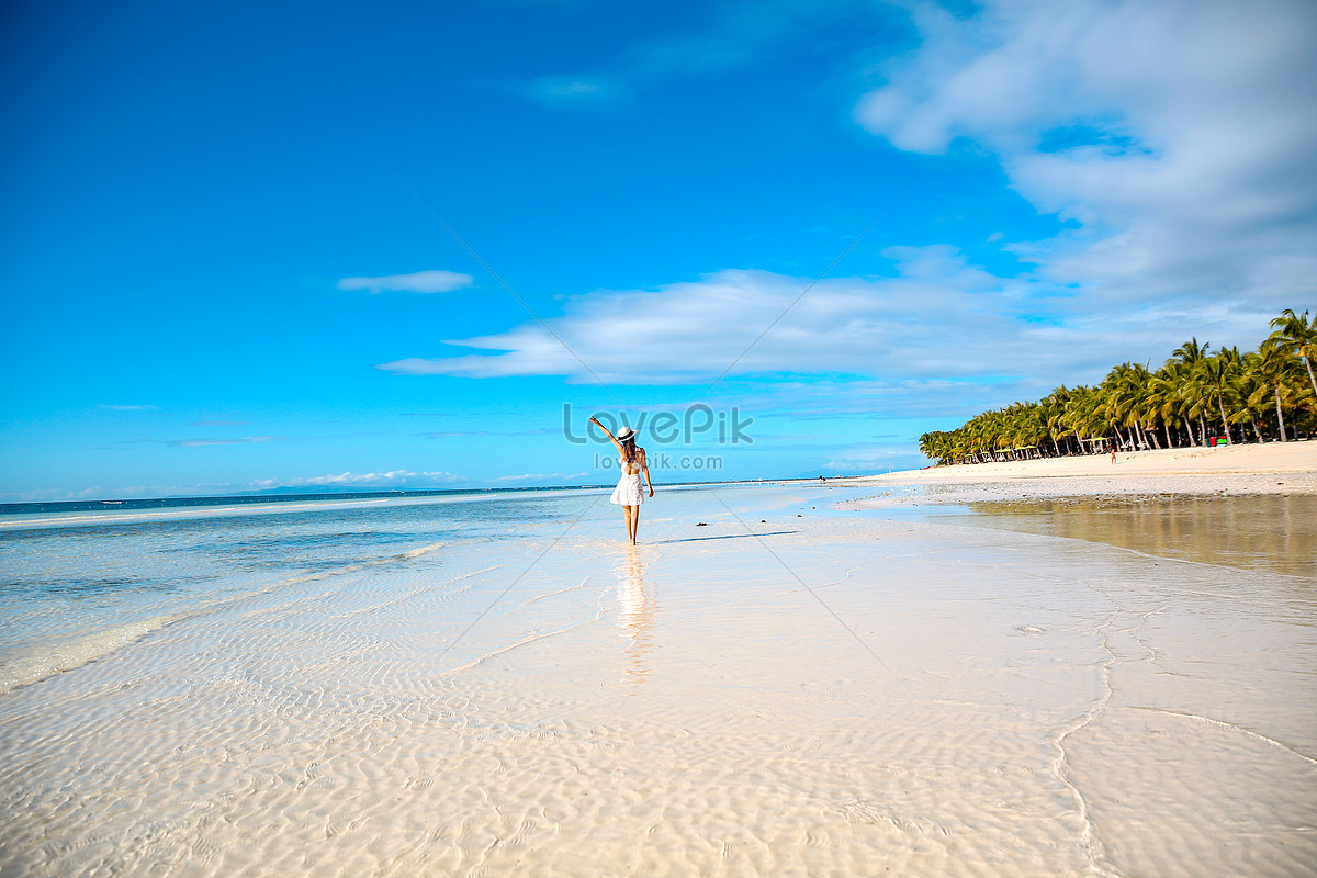 Девушки на пляже: вид со спины (24 фото) — Красивые картинки