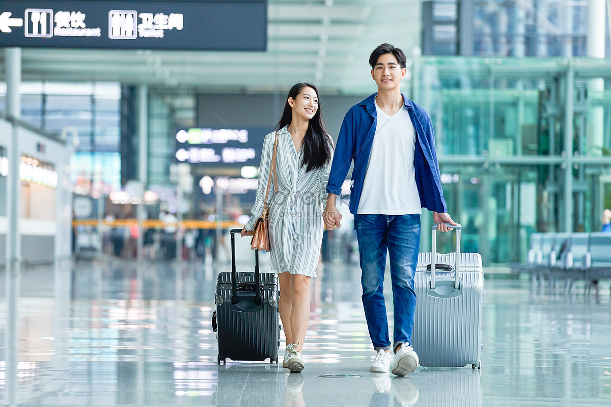 Couple Airport Travel Picture And HD Photos | Free Download On Lovepik