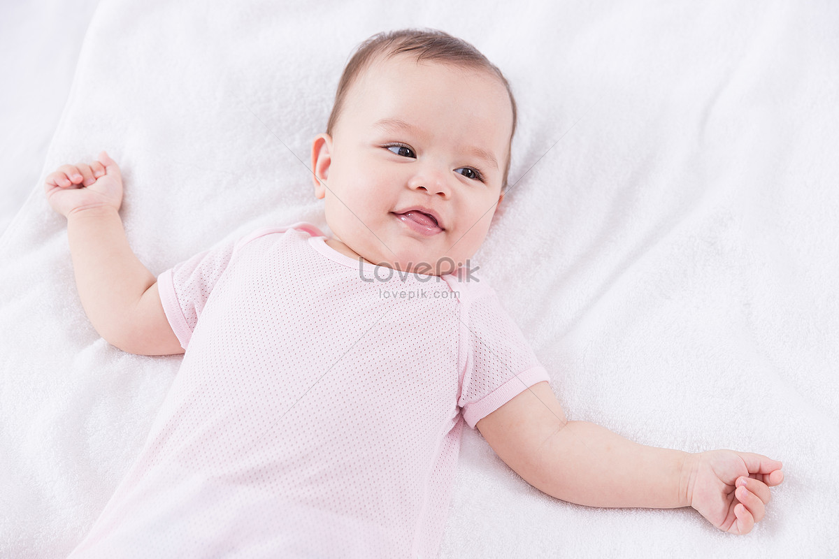 267,359 Cute Baby Stock Photos, High-Res Pictures, and Images - Getty Images