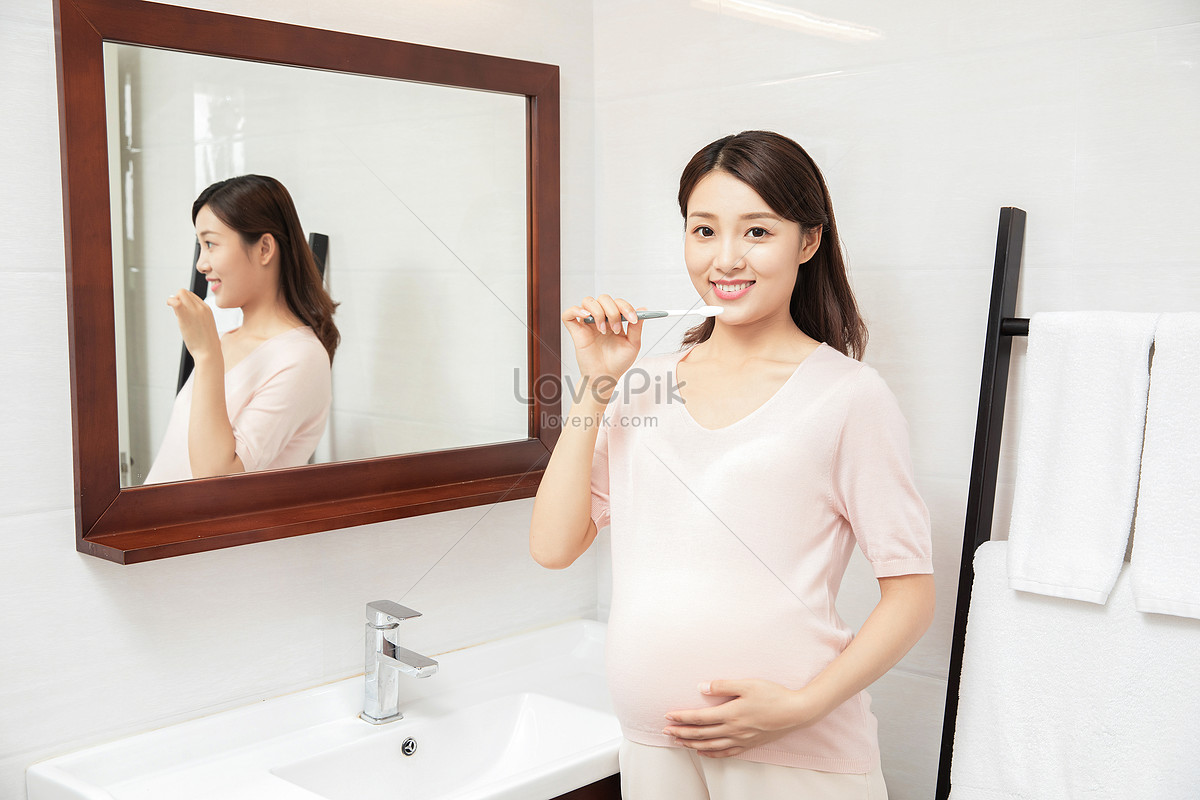 Pregnant Woman Brushing Teeth Picture And HD Photos Free Download On