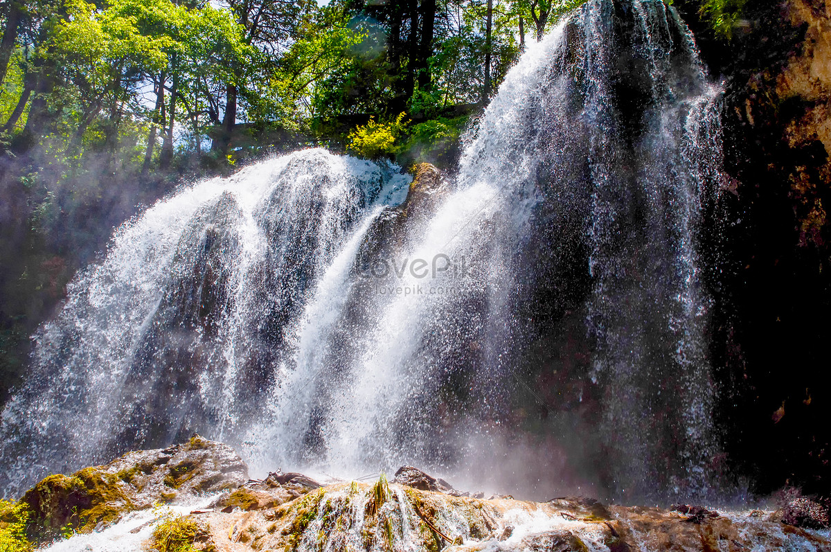 водопад изображение_Фото номер 501320972_JPG Формат  изображения_ru.lovepik.com