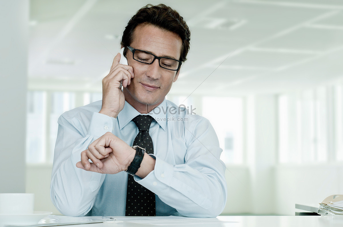 Closeup Watch On Hand Businessman Stock Photo - Download Image Now - Adult,  Arts Culture and Entertainment, Black Color - iStock