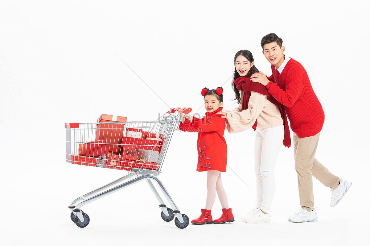 Hãy cùng ngắm ảnh gia đình vui vẻ shopping thả ga, đầy niềm vui và hào hứng. Tất cả đều hạnh phúc và đầy niềm tin trong tương lai.